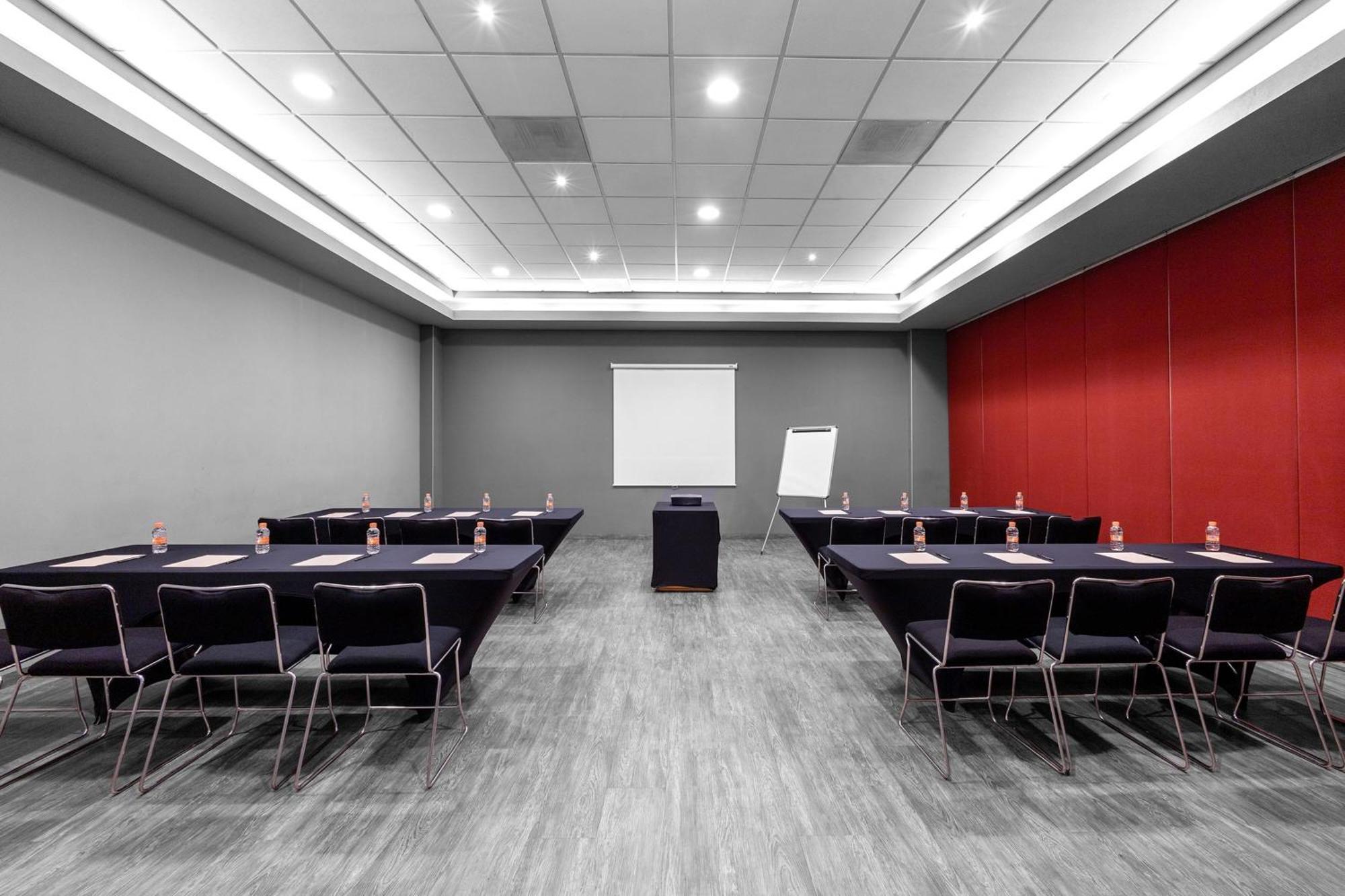 City Express Plus By Marriott Guadalajara Expo Zapopan Luaran gambar