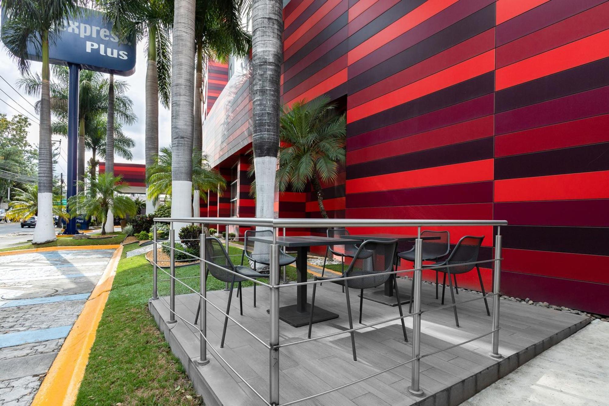 City Express Plus By Marriott Guadalajara Expo Zapopan Luaran gambar
